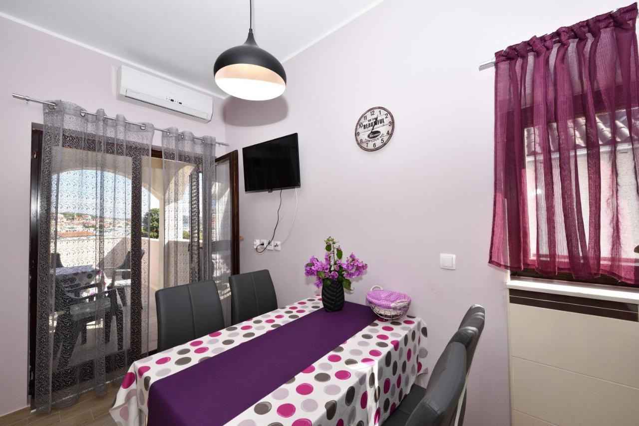 Apartments Lavanda - Free Parking And Grill Jezera Rom bilde